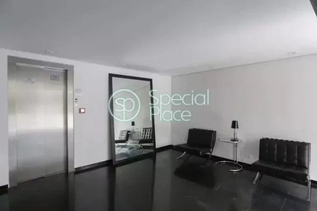 Imagem Excelente apartamento com 150m² no Jardim América. Amplo living para dois ambientes, sala de janta...