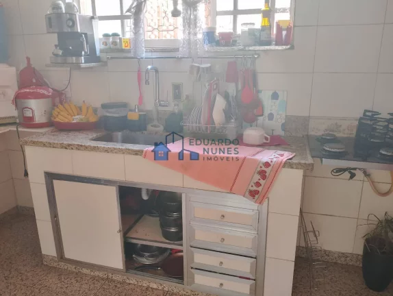 Imagem Casa em excelente localização no Sagrada Família.