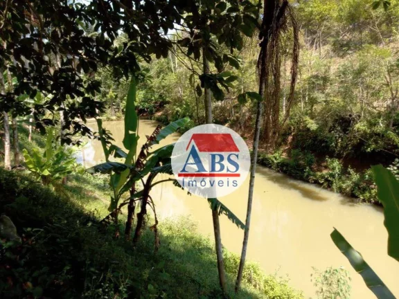Imagem Sítio com 3 dormitórios à venda, 32800 m² por R$ 350.000,00 - Área Rural - Miracatu/SP