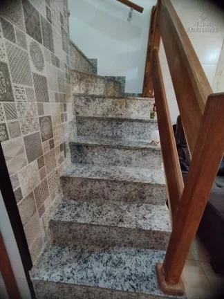 Imagem Sobrado em condominio fechado com piscina 100 metros da praia!