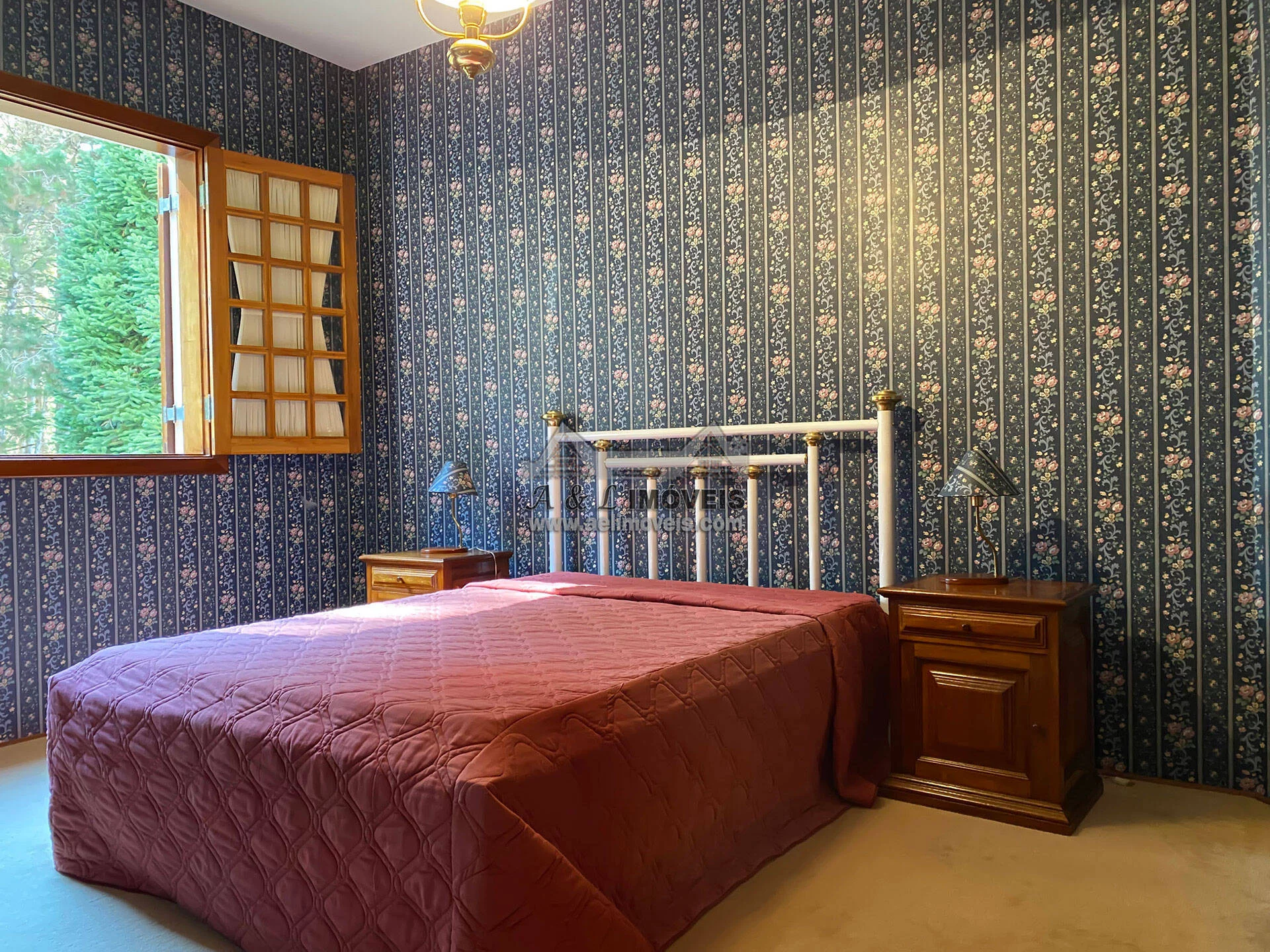 Imagem Apartamento à venda em Campos do Jordão - Com 04 dormitórios