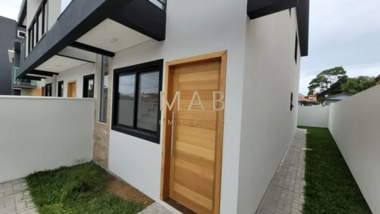 Imagem Sobrado NOVINHO Contendo 2 Suítes à Venda em Ótima Localização no Bairro Ingleses, Florianópolis SC!
