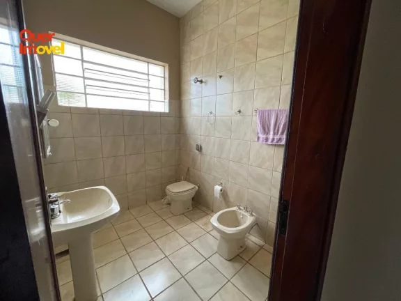 Imagem Casa à venda em Ribeirão Preto-SP, Jardim Paulista: 3 quartos, 3 salas, 2 banheiros, 4 vagas de garagem, 177m².