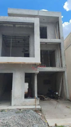 Imagem Triplex à venda em Araucária/PR