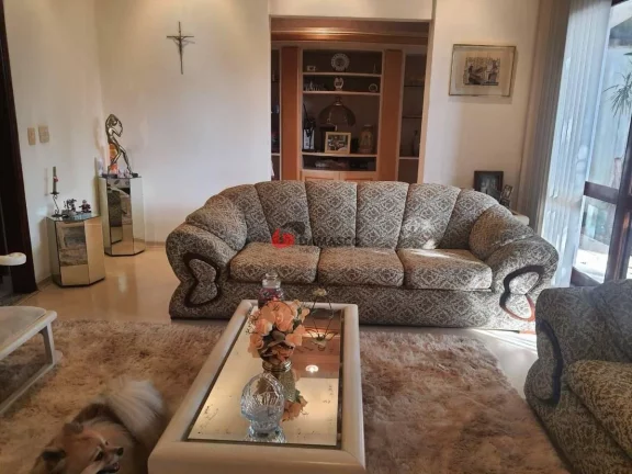 Imagem Sobrado à venda 3 Quartos, 1 Suite, 12 Vagas, 300M², Cerâmica, São Caetano do Sul - SP