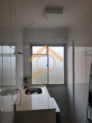 Imagem Apartamento à venda em São Paulo - Vila Emir! 2 quartos, 2 salas, 1 banheiro, 1 vaga de garagem. Confira!