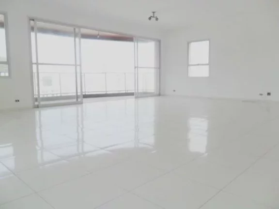 Imagem Praia de Pitangueiras, Altíssimo Padrão, Varanda Espetacular com Vista para o Mar, 2 Garagens, Lazer, 250 m² de área útil.