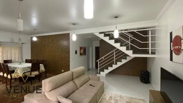 Imagem Sobrado com 4 dormitórios à venda, 264 m² por R$ 1.060.000,00 - Jardim Modelo - Suzano/SP