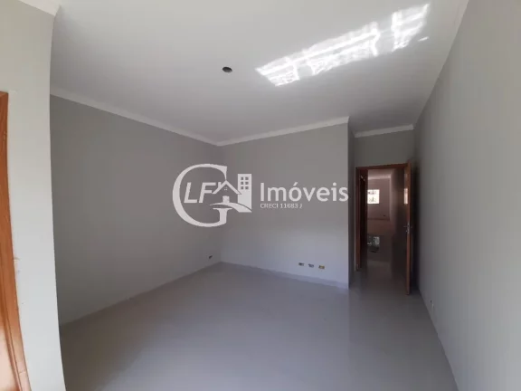 Imagem Linda casa à venda com acabamento impecável e localização privilegiada.