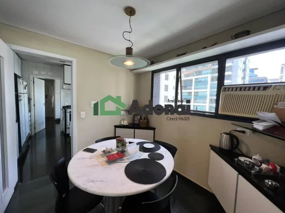 Imagem apartamento de alto padrão, no 9º andar, Itaim Bibi