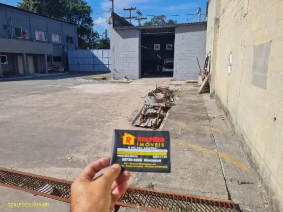 Imagem Galpão para Locação em DUQUE DE CAXIAS, Figueira, 2 banheiros