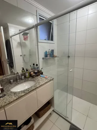 Imagem Apartamento com 4 dormitórios (1 suíte) , 2 Vagas de garagem, Edifício com Portaria 24 hs e Lazer