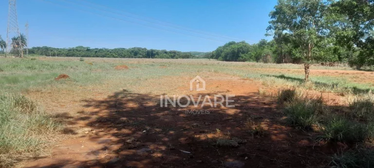 Imagem Rancho com 1 dormitório à venda por R$ 600.000,00 - Zona Rural - Araporã/MG