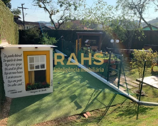 Imagem Maravilhosa Residência Em Condomínio Fechado No Bairro Saguaçú Esse imóvel evoca toda a poesia ...