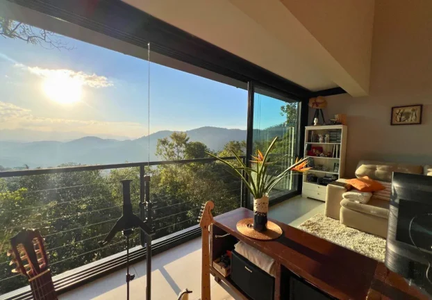 Imagem Casa Alto Padrão: Onde o Propósito Encontra o Silêncio das Montanhas