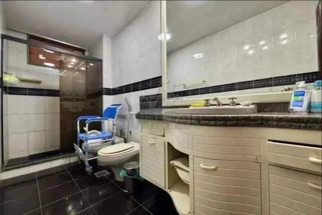 Imagem Copacabana - Residencial › Apartamento com 4 quarto(s) a Venda