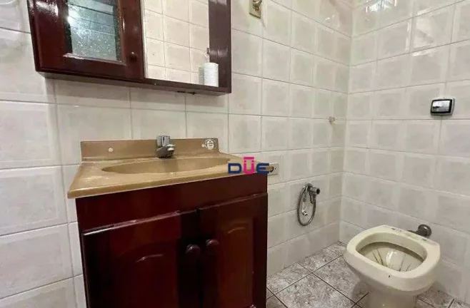 Imagem Sobrado com 3 dormitórios à venda, 206 m² por R$ 1.060.000 - Embaré - Santos/SP