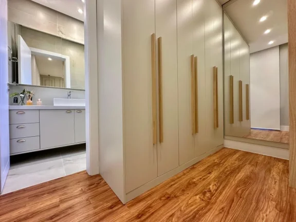 Imagem Casa em Condominio 4 Dormitórios - Bairro Arroio Teixeira