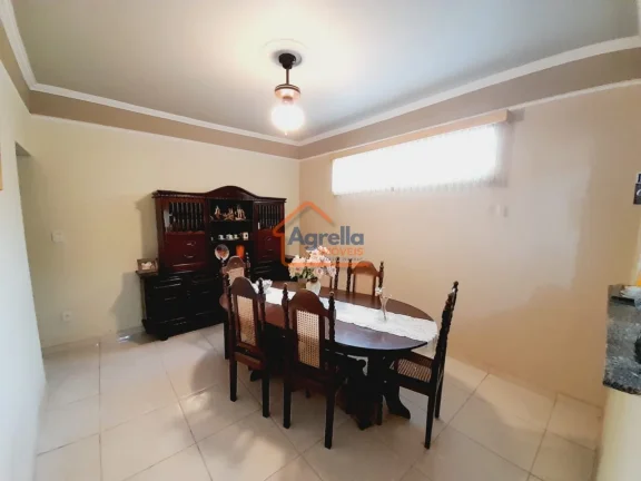 Imagem Casa à venda no bairro Centro - Mogi Guaçu/SP