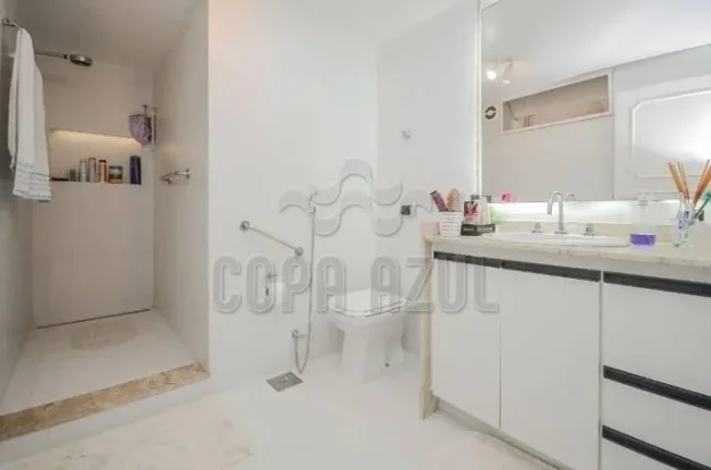 Imagem Copacabana – Rua República do Peru | Residencial › Apartamento 3 quarto(s) à Venda