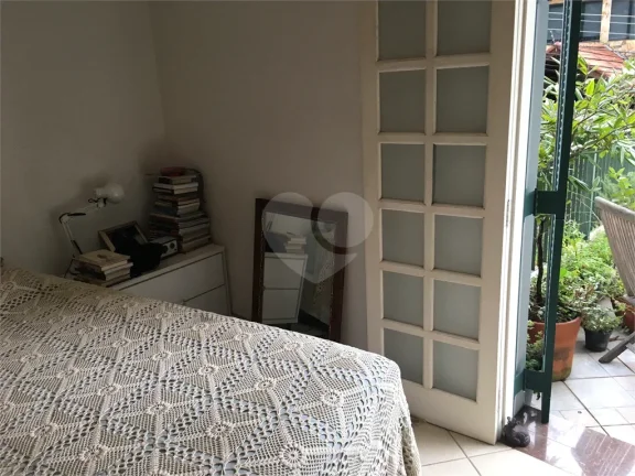 Imagem Casa à venda ou para alugar com 3 quartos, sendo 1 suíte, em Alto da Lapa, São Paulo - SP