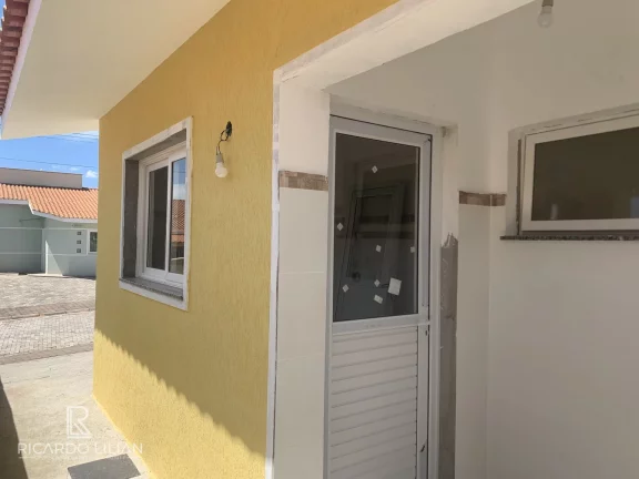Imagem Casa térrea de condominio com 3 dormitórios sendo uma suite, duas vagas e quintal - A VENDA!!!