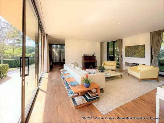 Imagem Cond. Vila de São Fernando - Moderna e impecável! Adega, gourmet, piscina.
