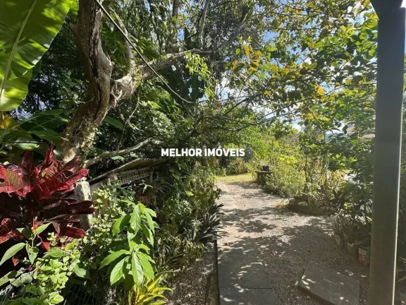 Imagem Casa á venda com 3 dormitórios localizada em Blumenau - SC