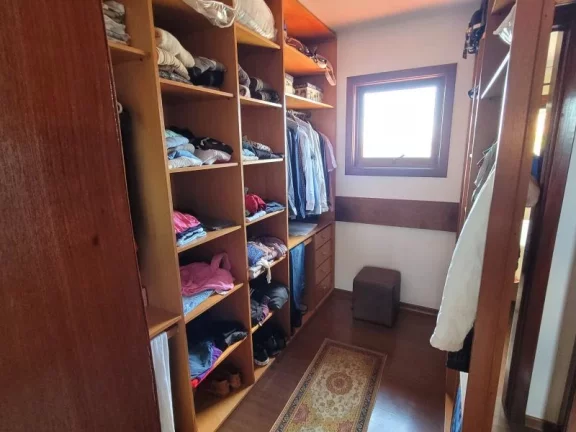 Imagem Casa com 3 Quartos à Venda,  em Tristeza - Porto Alegre