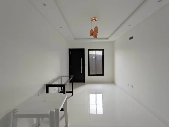 Imagem Casa para Venda em São José dos Pinhais, Colonia Rio Grande, 3 dormitórios, 1 suíte, 2 banheiros, 1 vaga