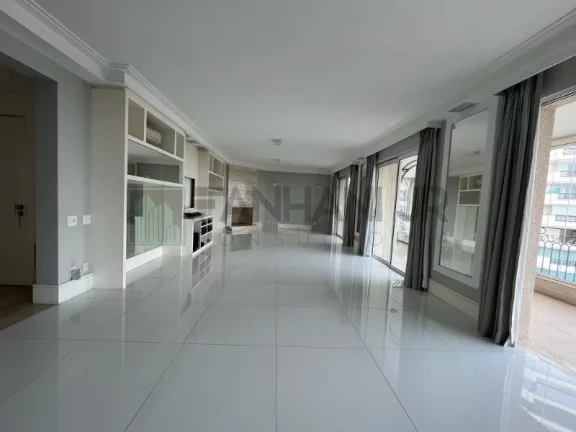 Imagem Venha conhecer e se encantar com este magnífico apartamento localizado na Ed. Lindenberg Melo Alves. Com uma ampla área de 3