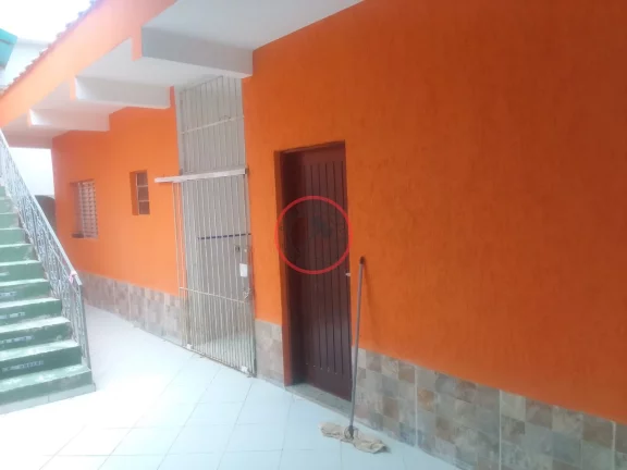 Imagem CASA COM 4 QUARTOS AREA GOURMET ,1 FLAT INDEPENDENTE , LAVANDERIA, AMPLO JARDIM E ESTACIONAMENTO ,ACEITA PERMUTA DE IMOVEIS