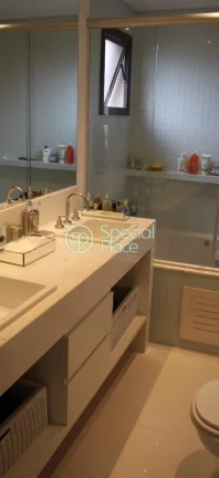 Imagem Bela cobertura com piscina privativa aquecida e churrasqueira.Home Theater com telão de 80p, 3 suit...