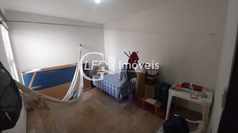 Imagem Casa à venda em Campo Grande-MS, 3 quartos, 1 suíte, 4 vagas de garagem na Vila Taquarussu - Imperdível!