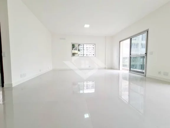 Imagem Apartamento de 4 Quartos para Venda em Copacabana com 185 m²