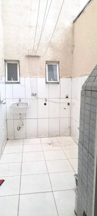 Imagem Apartamento com 2 dormitórios à venda, 52 m² por R$ 255.000 - Parque Jaçatuba - Santo André/SP