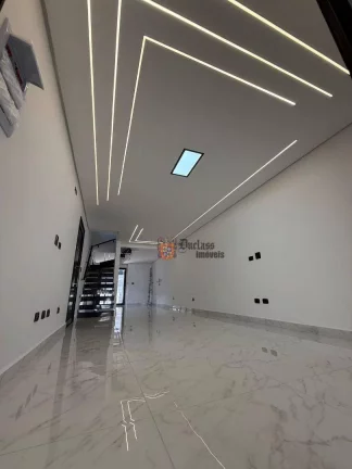 Imagem Sobrado com 4 suítes à venda, 204 m² por R$ 1.690.000 - Boqueirão - Praia Grande/SP