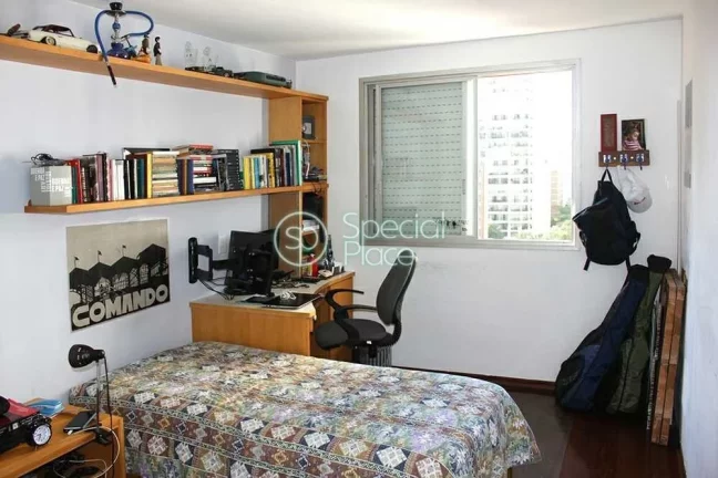 Imagem Aconchegante apartamento em Moema Pássaros, reformado, com 167 metros distribuídos em 4 dormitóri...