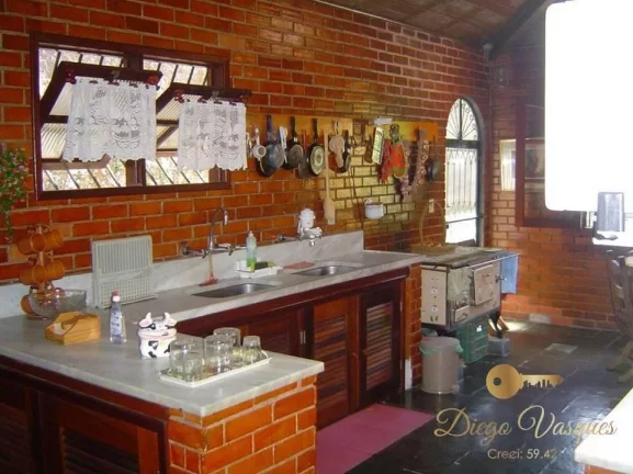 Imagem Sítio para Venda em Teresópolis / RJ no bairro Santa Rosa