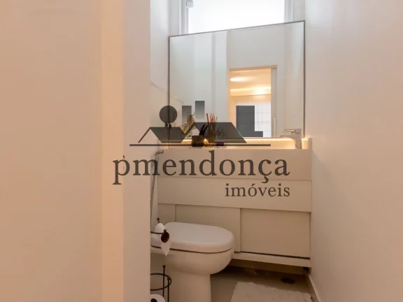 Imagem Apartamento reformado no primeiro andar em prédio charmoso da Ru Dr Gabriel dos Santos