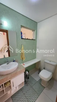 Imagem Lindo sobrado com 3 suites, sendo uma Master, escritório, piscina aquecida, área Gourmet, living c...
