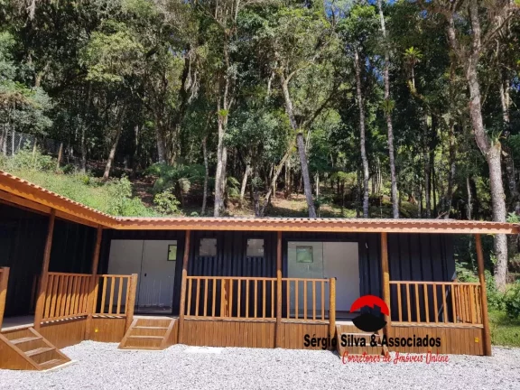 Imagem Bangalô a Venda na Região do Recanto das Araucária em Campos do Jordão-SP.
