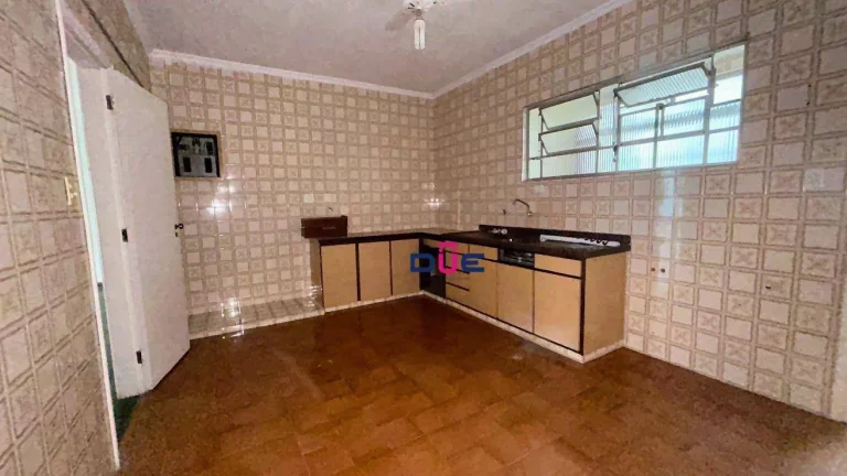 Imagem Apartamento com 3 dormitórios à venda, 140 m² por R$ 840.000,00 - Ponta da Praia - Santos/SP