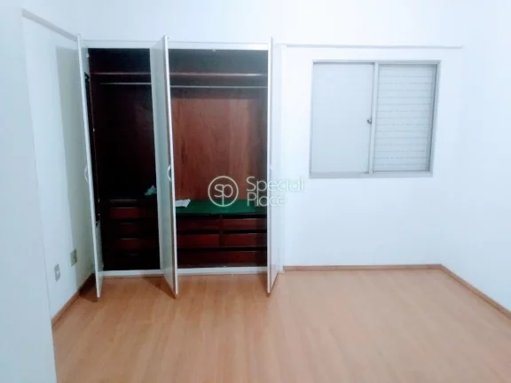 Imagem Oportunidade para reforma. Apartamento com 96m2, 2 dormitórios ( 2 suítes ) e 2 vagas na garagem. ...