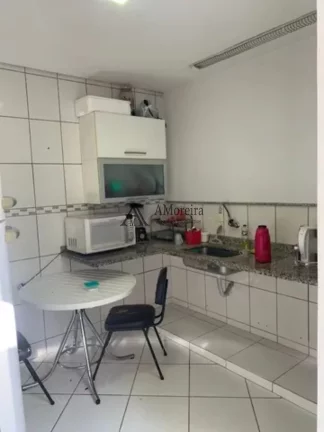 Imagem Salão Comercial à Venda no Centro de Jundiaí-SP com 4 Salas, 4 Banheiros, 5 Vagas de Garagem e 333m² de Área