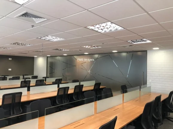 Imagem Conjunto comercial mobiliado com 300m2 no Itaim Bibi