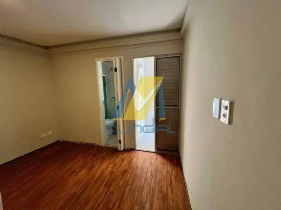 Imagem Sobrado à venda com 3 dormitórios (1 suíte)