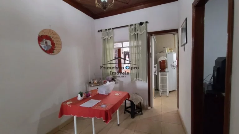 Imagem Casa à venda no bairro Figueira - Guaratinguetá/SP