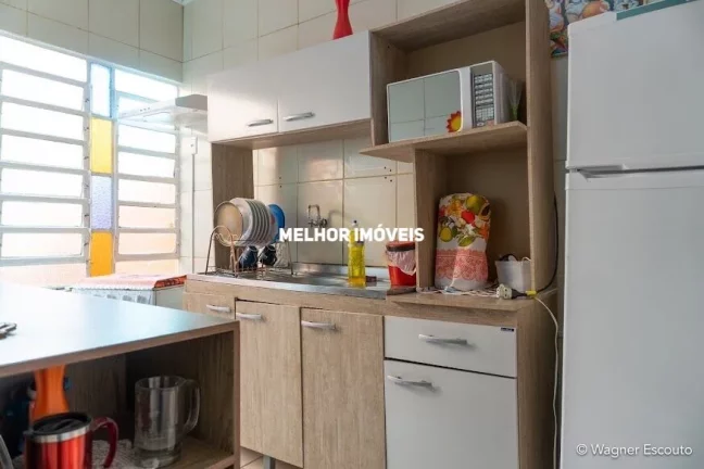 Imagem Casa com Edícula e Kitnet, totalmente mobiliada, localizada no bairro Teresópolis Porto Alegre - RS