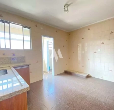 Imagem Apartamento Amplo e Reformado- pronto para morar - 03 Quartos na AV.: Ana Costa próximo a Rua Carvalho de Mendonça